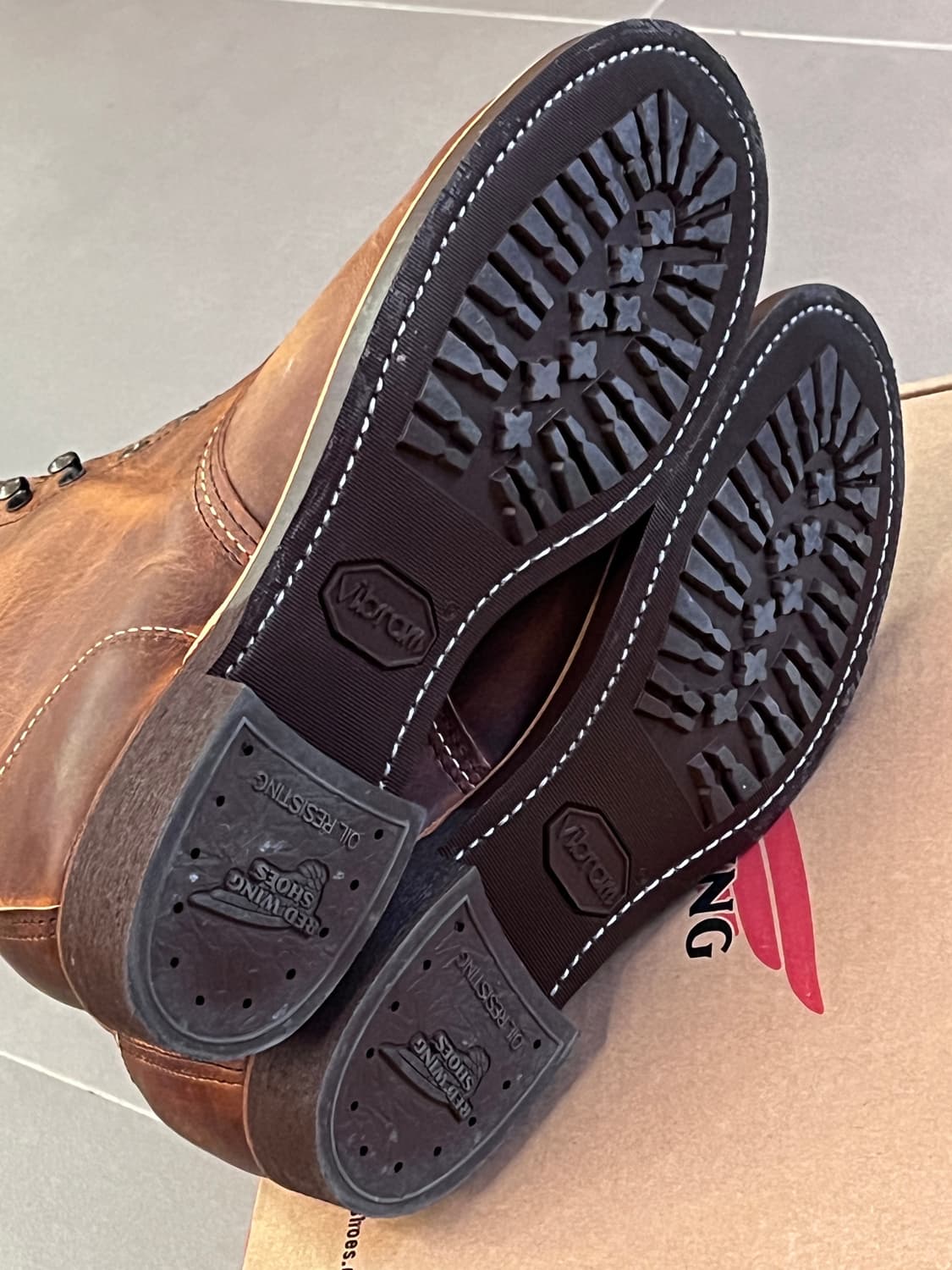 레드윙 블랙스미스 3343 260사이즈 8D 팝니다. 상품이미지7