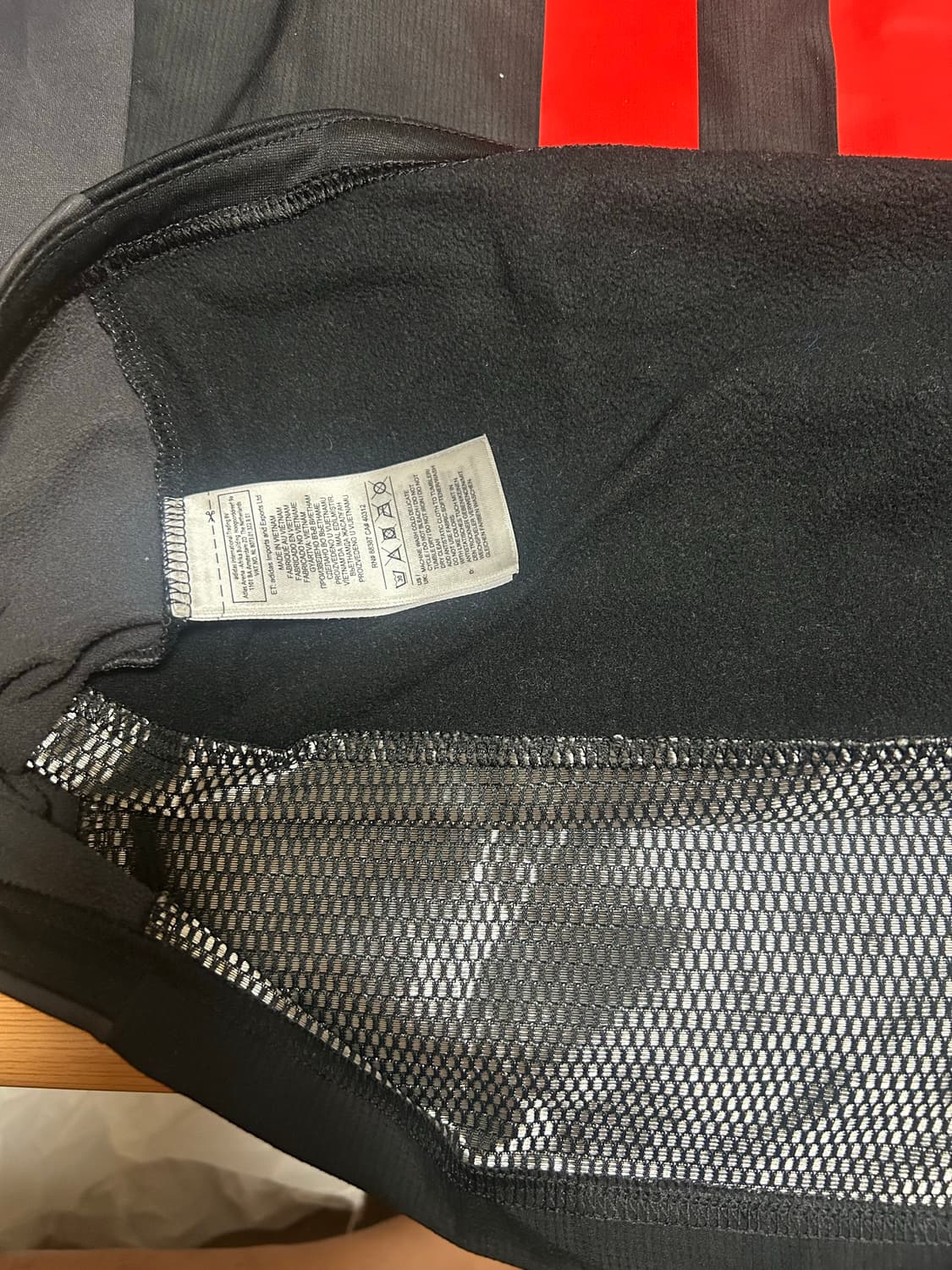 17FW 키스 KITH 아디다스 사커 퍼넬 넥 상품이미지3