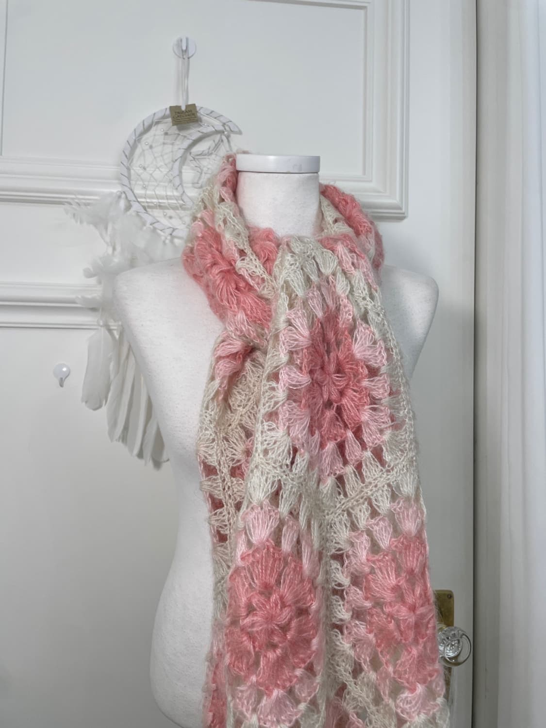 coral ivory flower motif muffler 상품이미지2