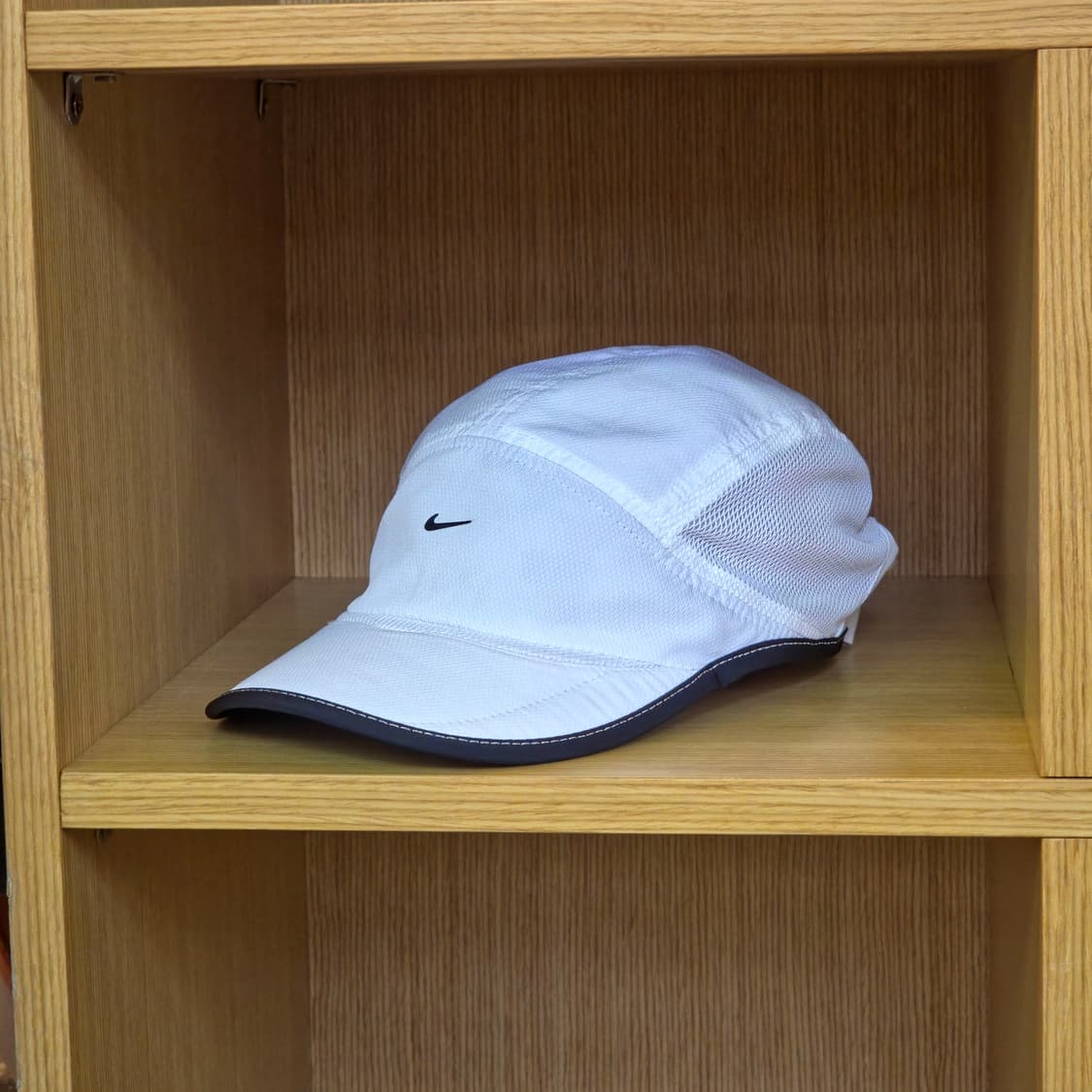 나이키 화이트 메쉬 캡 모자 상품이미지1