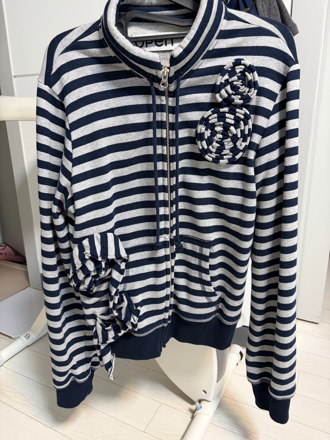 오픈와이와이 아플리케 집업 네이비 M 상품이미지2