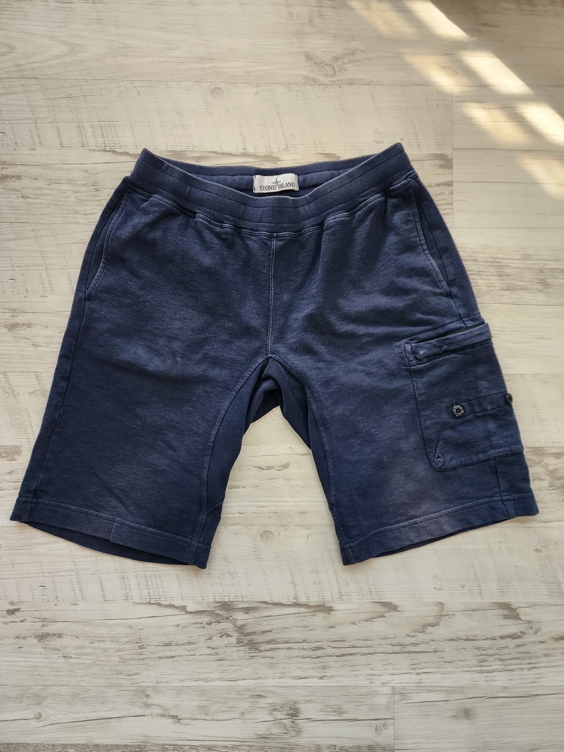 스톤 아일랜드 가먼트다잉 스웻 팬츠 팜. S(30~32)사이즈 반바지 상품이미지1