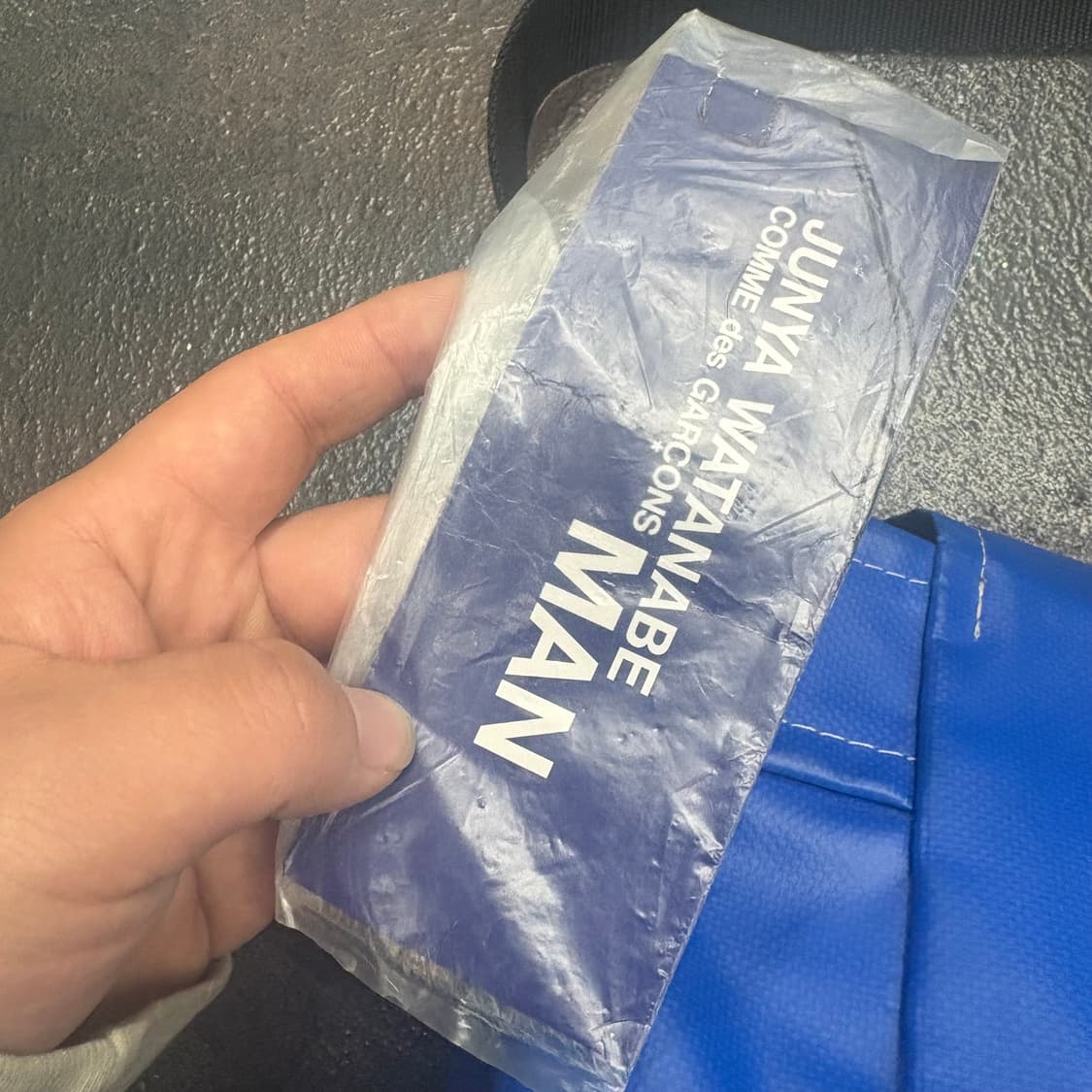 준야 와타나베 pvc크로스백 상품이미지6