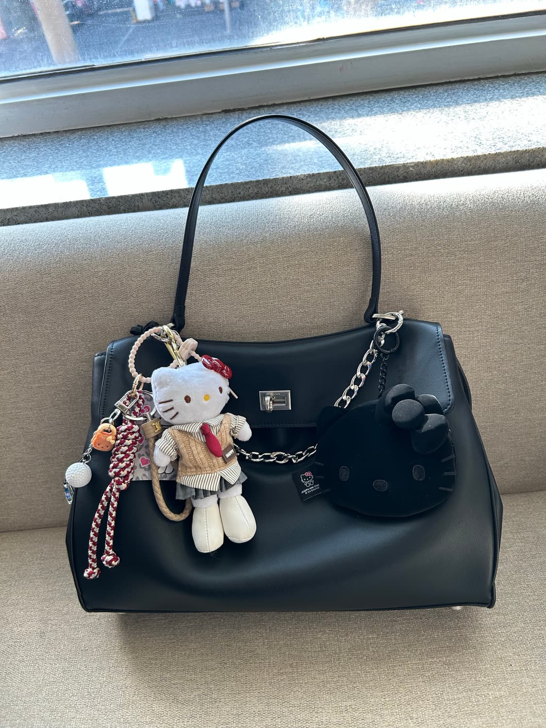 (30) 👜❣️롱다리 키티 프레피 스쿨룩 커스텀 키링 상품이미지2