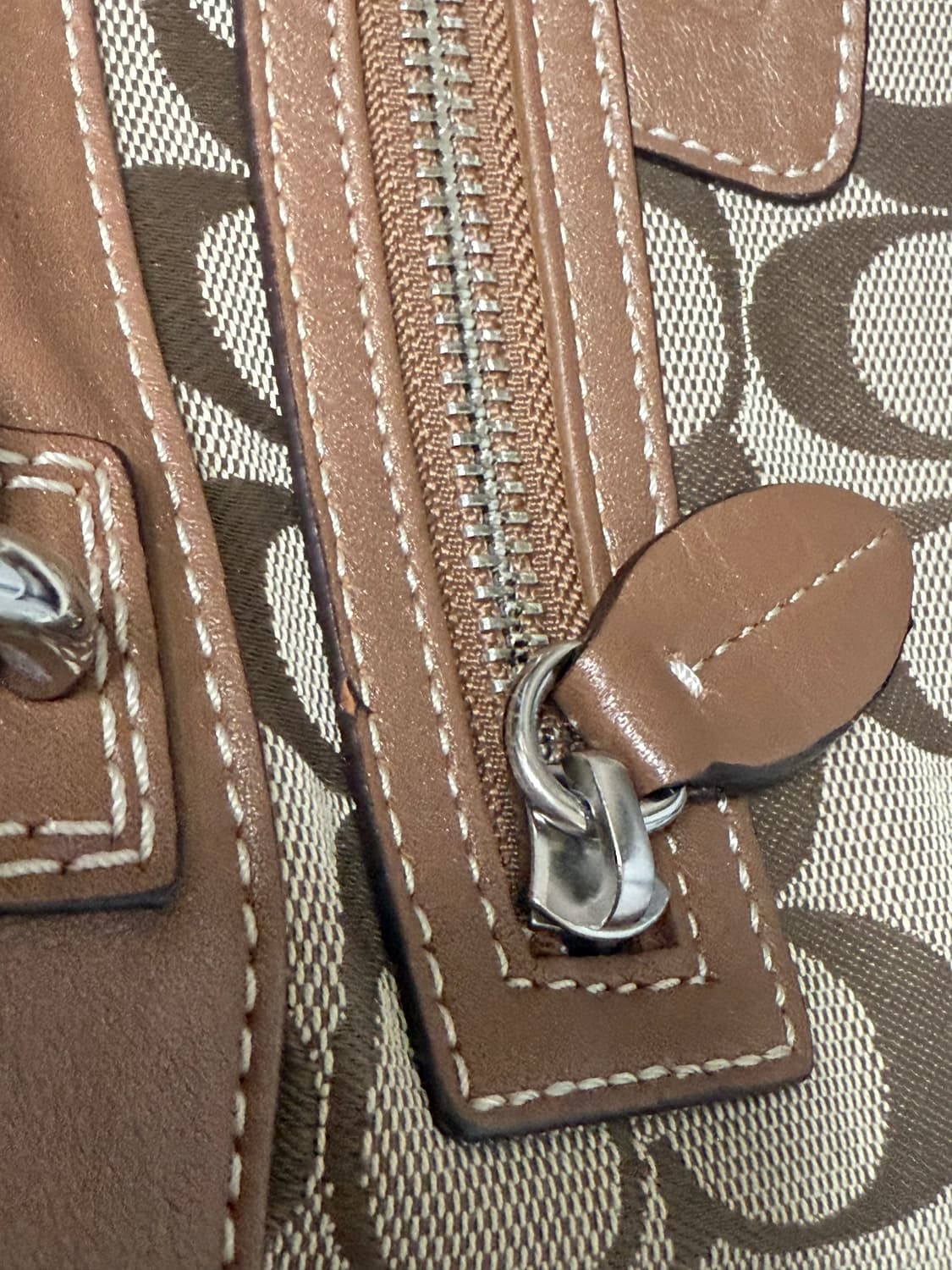 코치 갸루 숄더백 상품이미지2