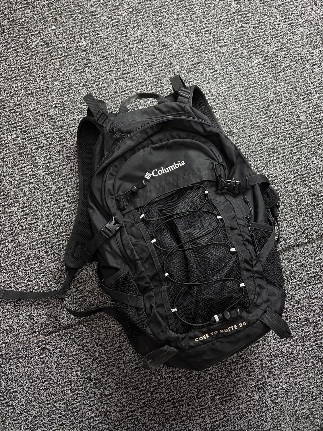 컬럼비아 고프코어 코브 투 뷰트 30 테크웨어 백팩 2207 상품이미지1