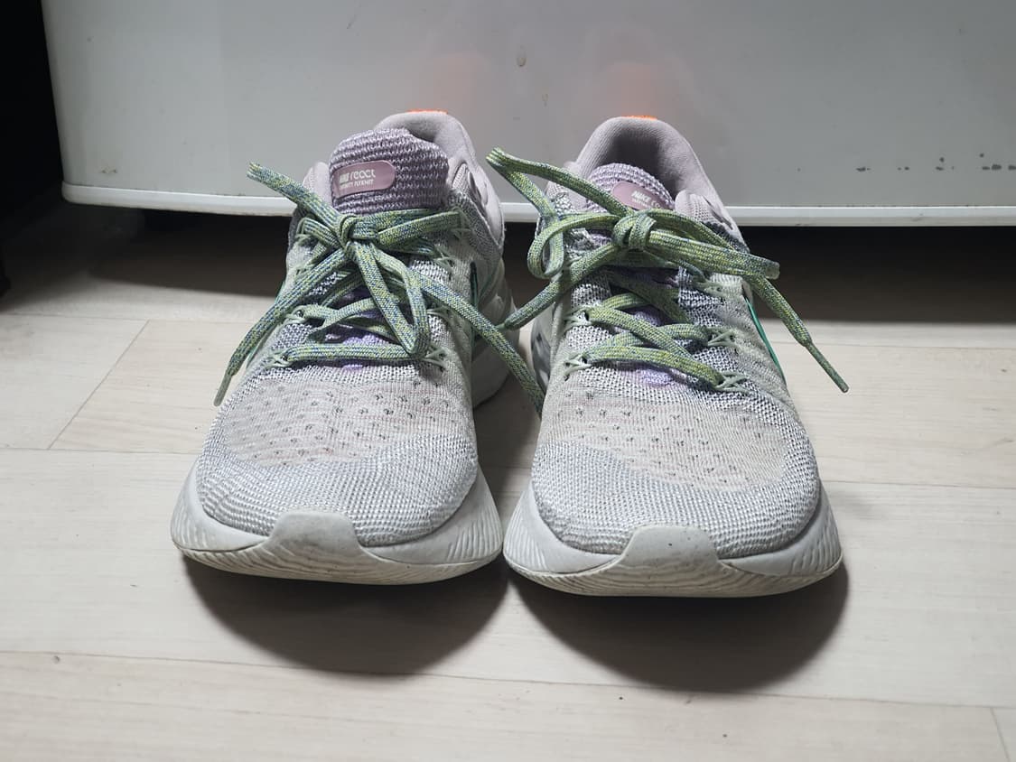 나이키 리액트 인피니티 런 플라이니트 3, 240
 상품이미지4