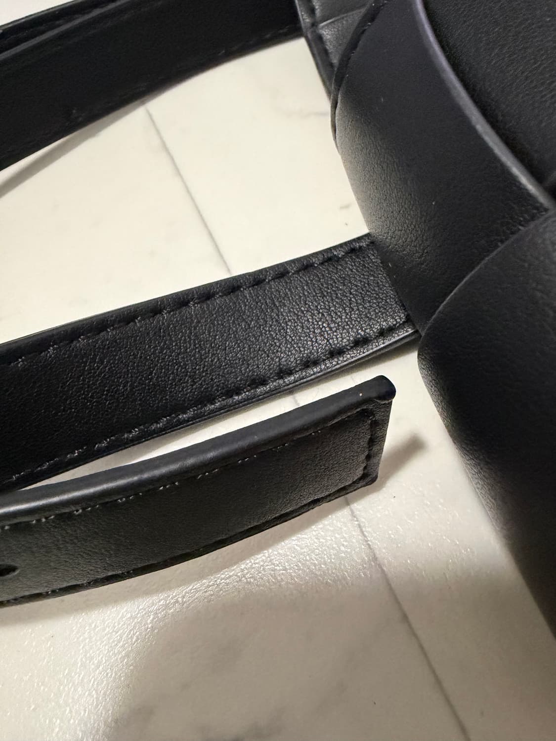 자라 카세트 숄더백 상품이미지3