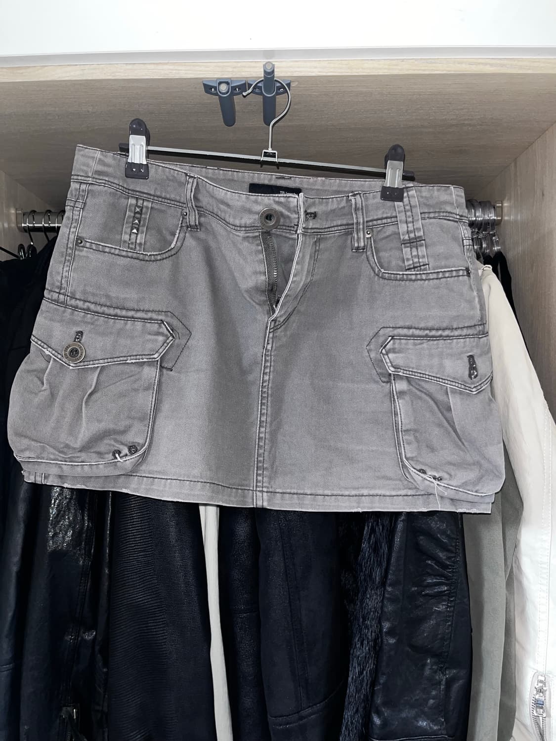Y2k 펑크 스터드 포켓 디테일 카고치마 그레이 상품이미지1