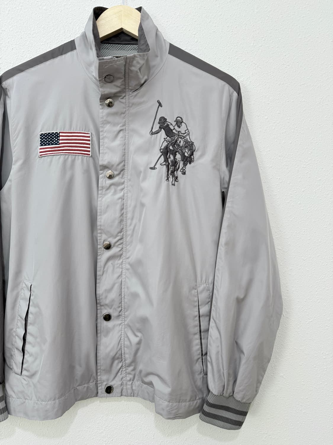 U.S. POLO ASSN 빅로고 성조기 윈드브레이커 자켓 상품이미지2