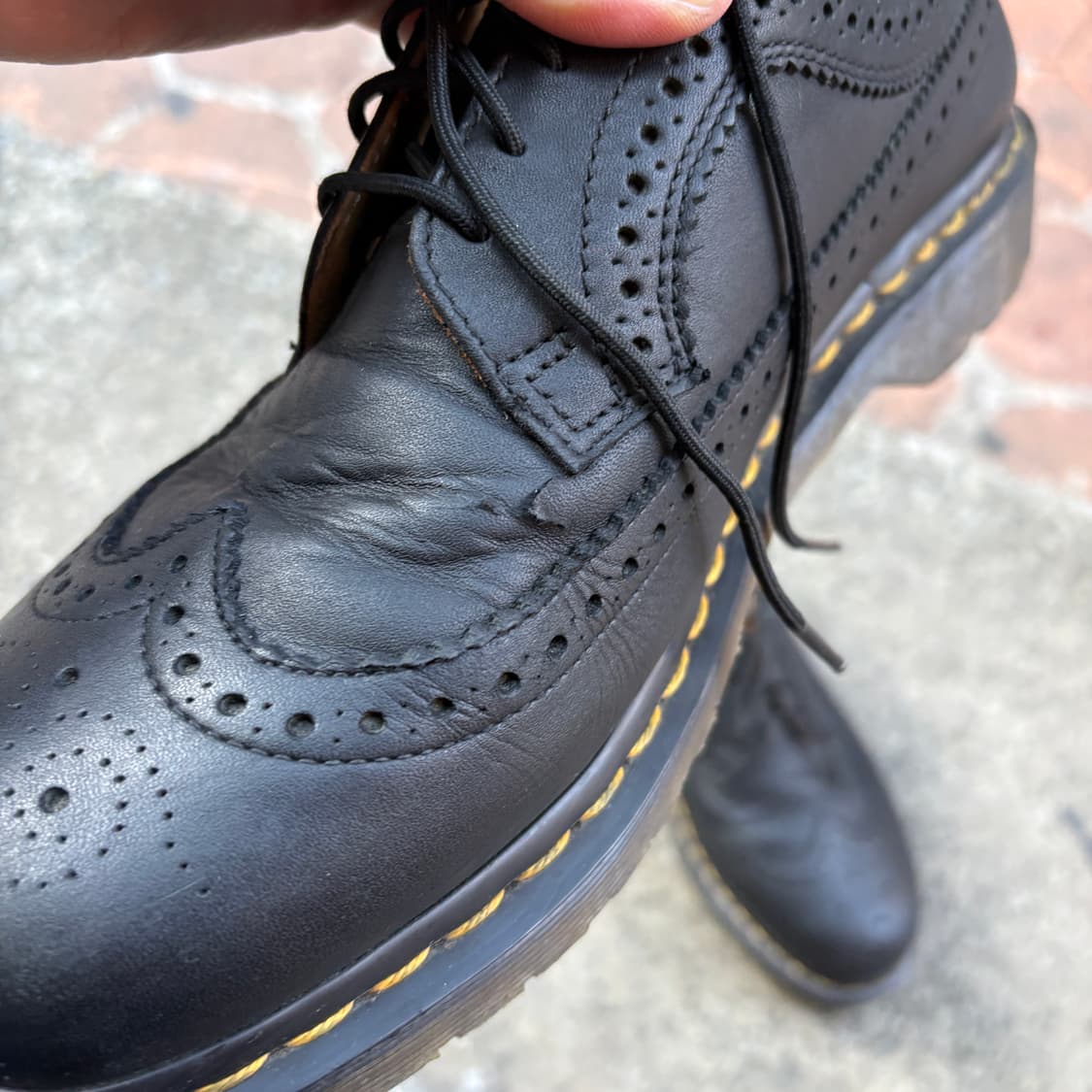 Dr. Martens 닥터마틴 윙팁 로퍼 (270) 상품이미지5