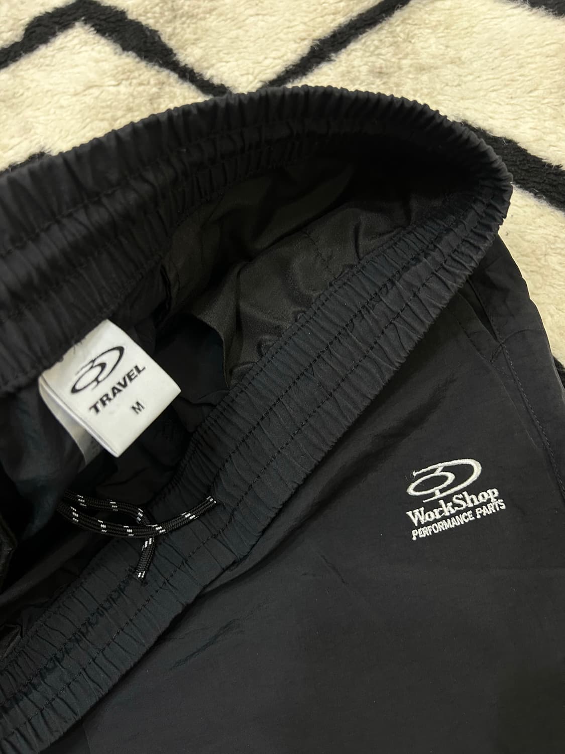 [M]트래블 오픈 니 나일론 와이드 팬츠/블랙 상품이미지6