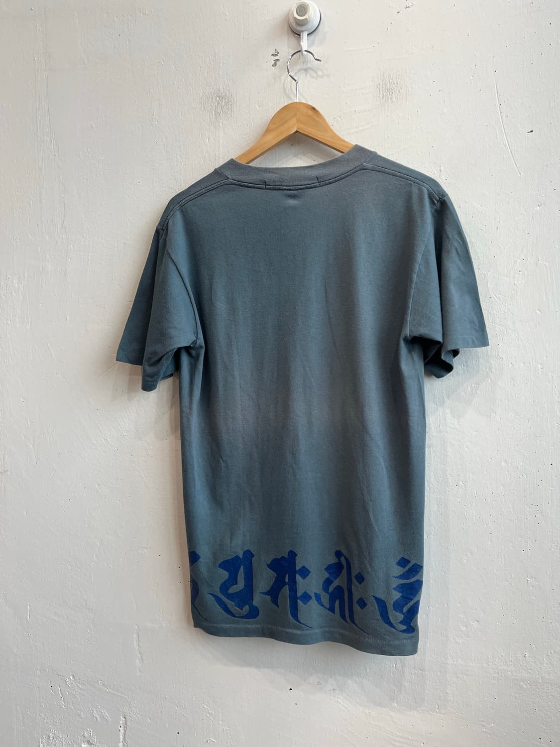 Loud Museum 페이딩 싱글스티치 반팔 티셔츠 Made in USA 상품이미지2