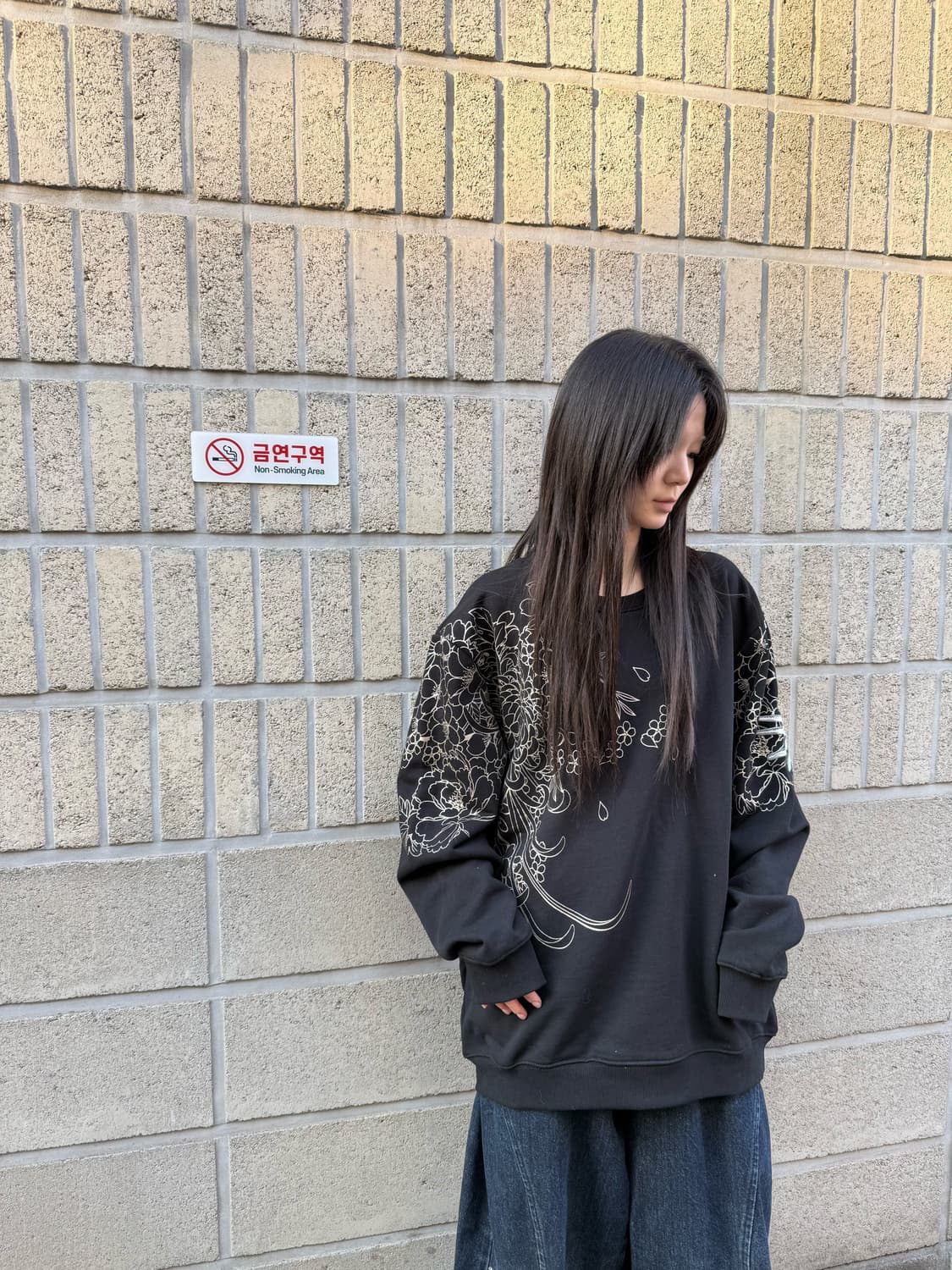 오버핏 오리엔탈 자수 스웻셔츠 상품이미지5