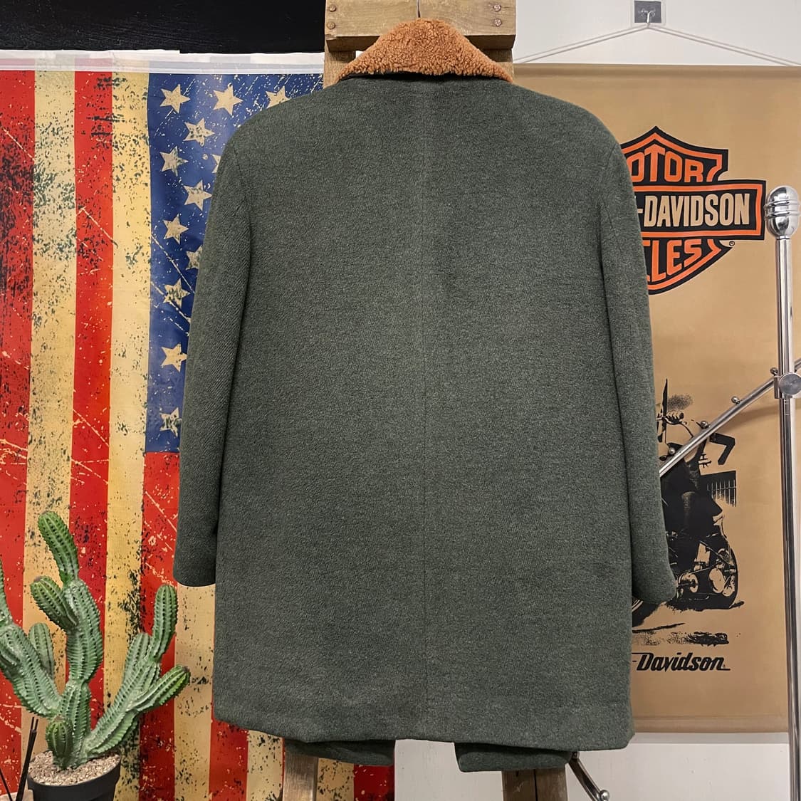 입생로랑 YSL 시어링 카라 탈 부착 울 코트 상품이미지2