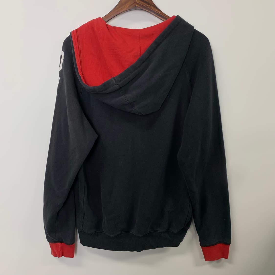 아디다스 덤블로고 블랙 후드집업 상품이미지3