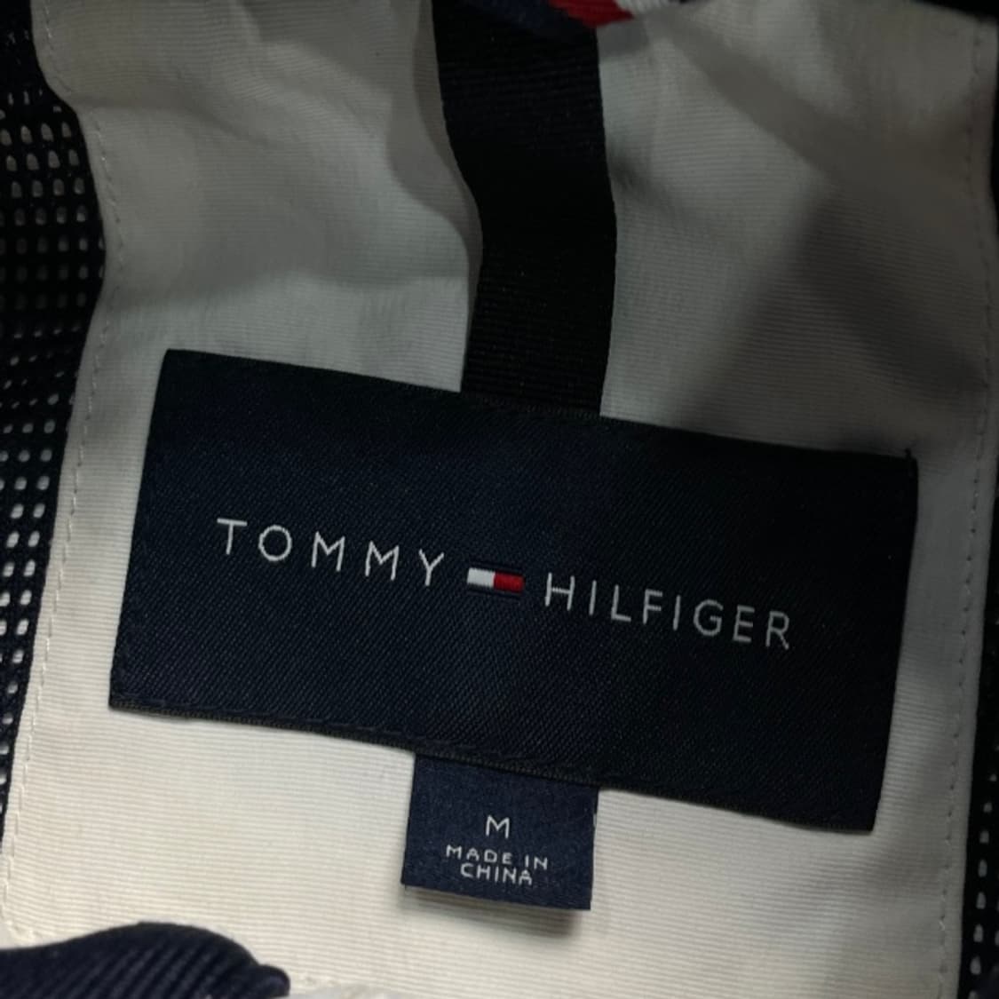 100 타미힐피거 바람막이 상품이미지3