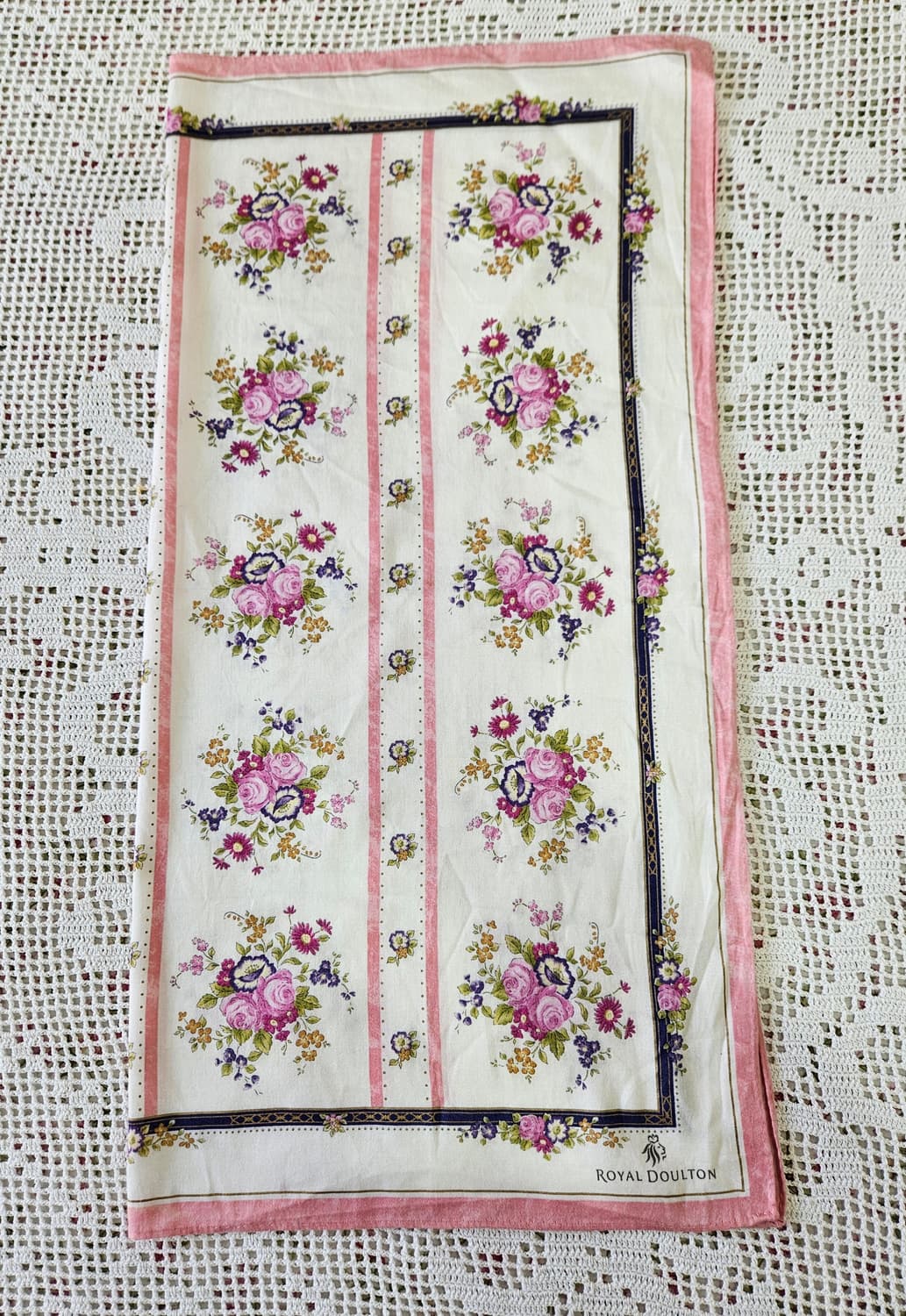 로얄덜튼(ROYAL DOULTON) 플라워 패턴 손수건 상품이미지3