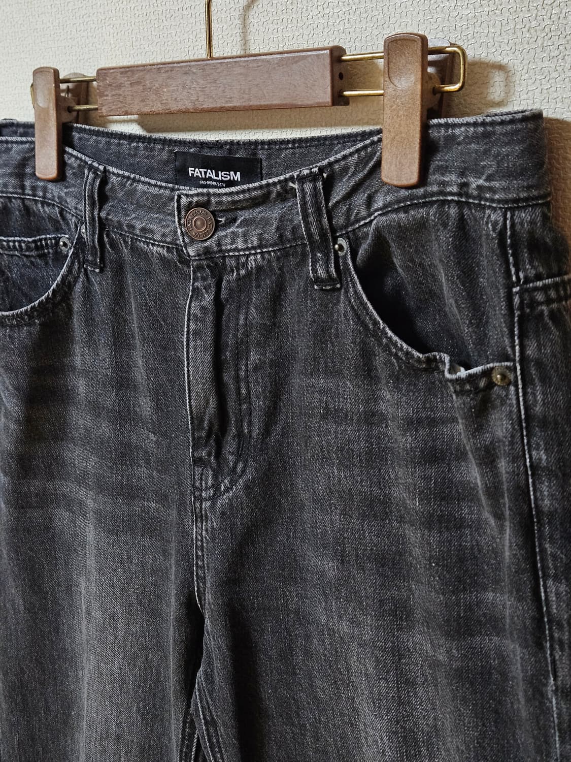 페이탈리즘 블랙진 상품이미지3