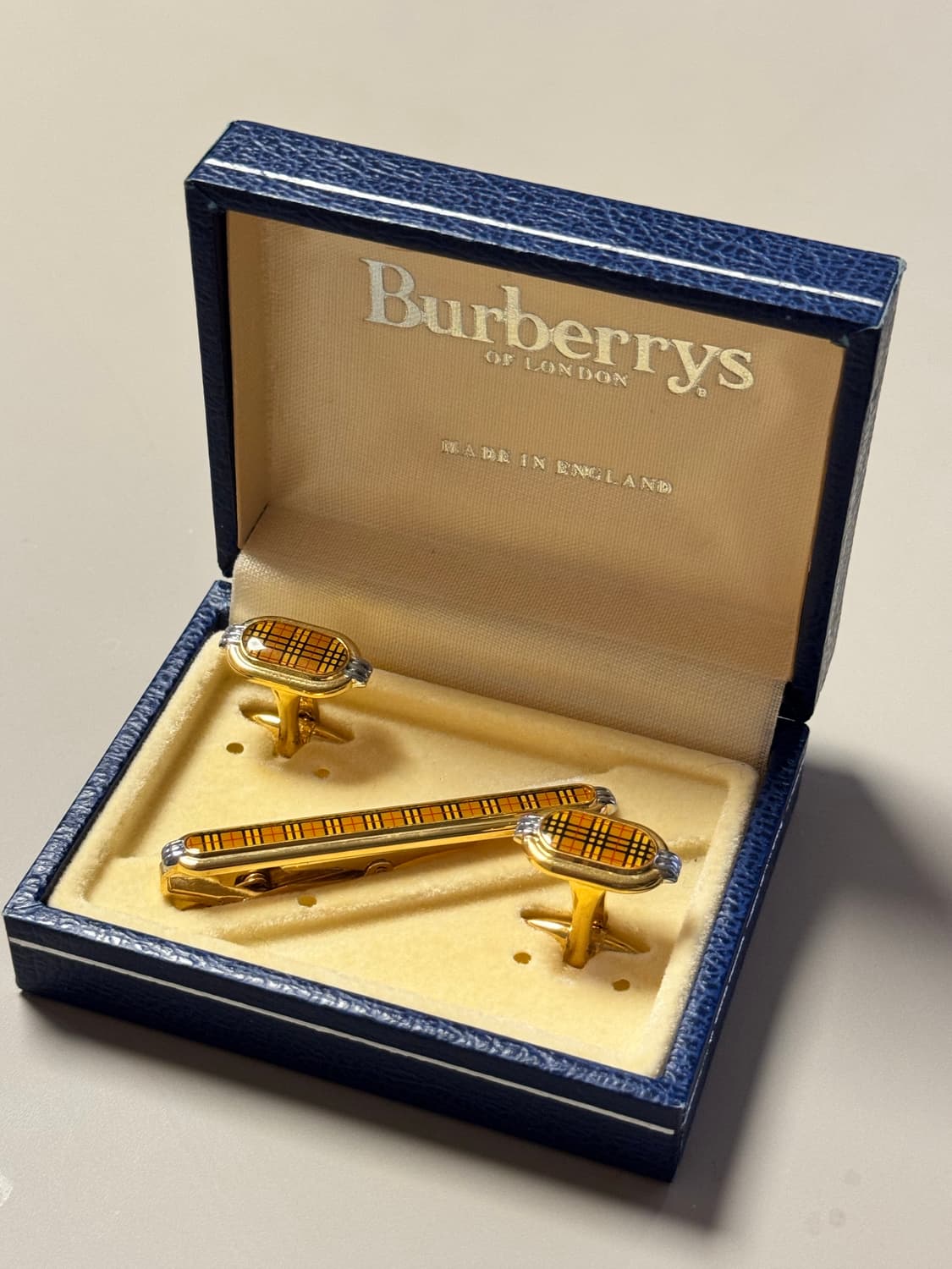 버버리(Burberrys) 빈티지 노바체크 넥타이핀 커프스 세트 상품이미지1