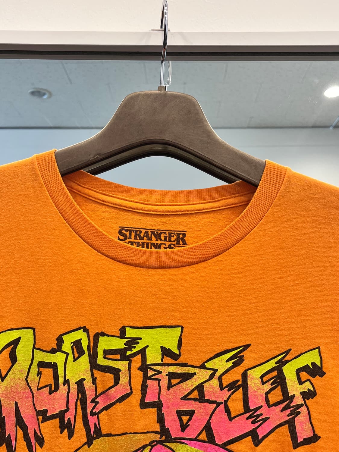 Stranger Things 기묘한이야기 프린팅 반팔티 상품이미지3