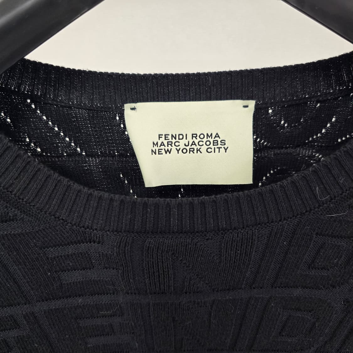 펜디 x 마크 제이콥스 로고 반팔 니트 52사이즈 105 판매 상품이미지2