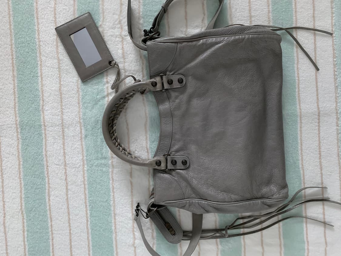 발렌시아가 시티 모터백 그레이 벨로백 상품이미지5