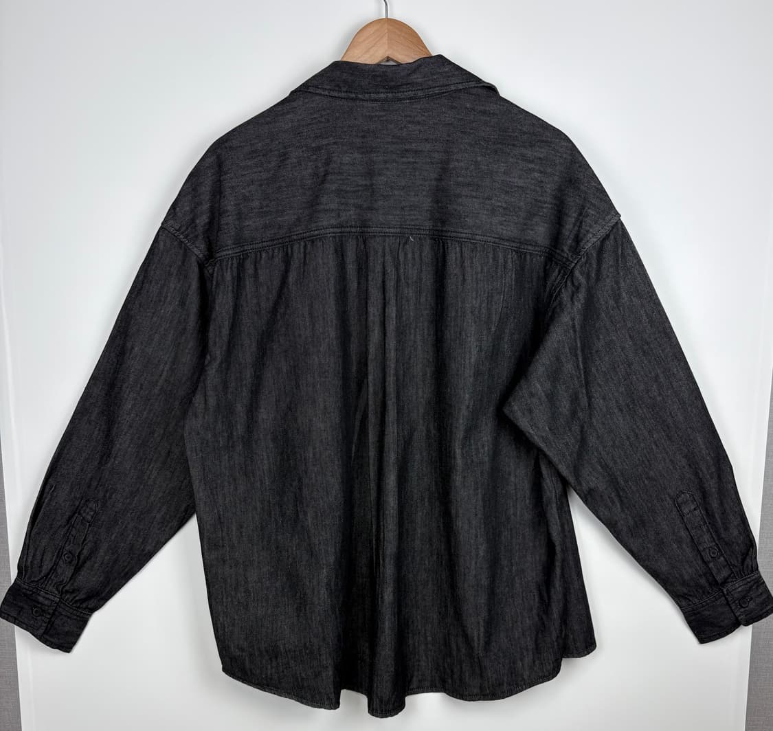 스파오 오버핏 데님 셔츠 (새상품) 상품이미지4