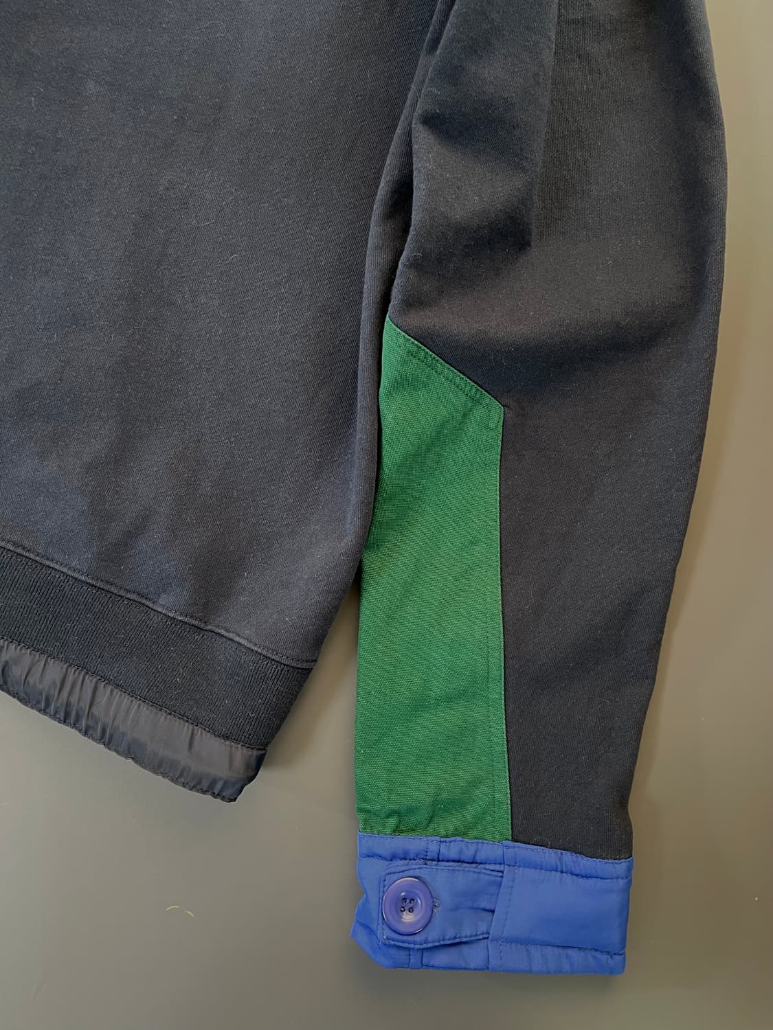 [3] SAKAI 사카이 풀오버 소매 배색 디테일 후드 티 상품이미지7