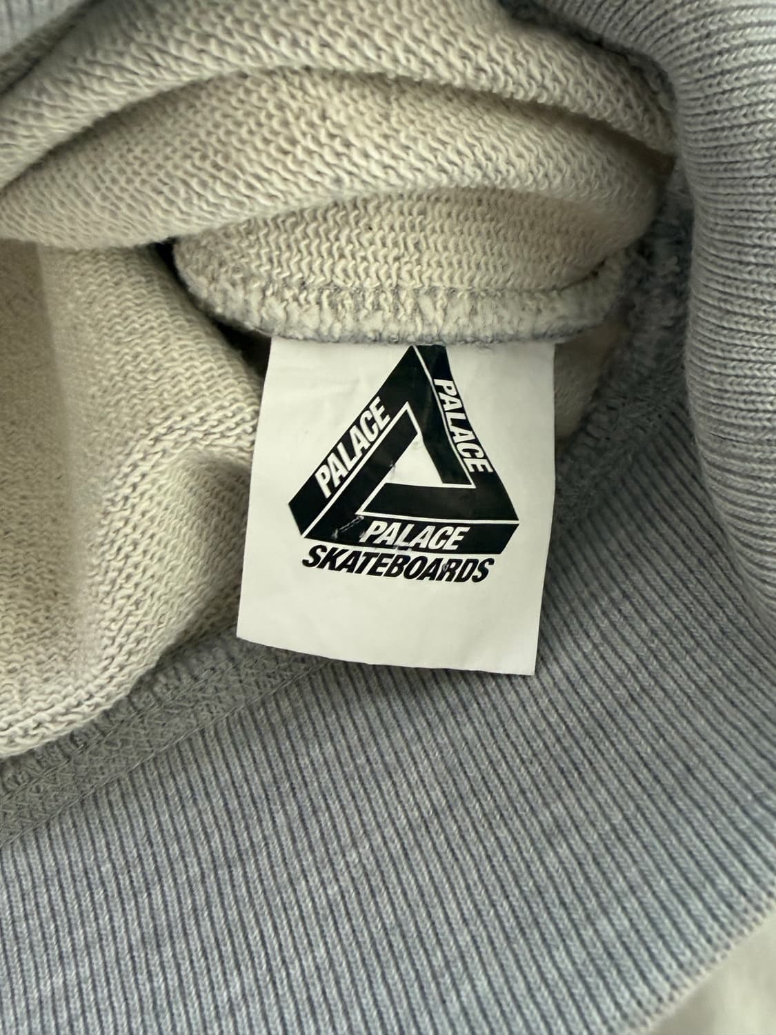 팔라스 플래그 스트라이프 크루넥 그레이 상품이미지5