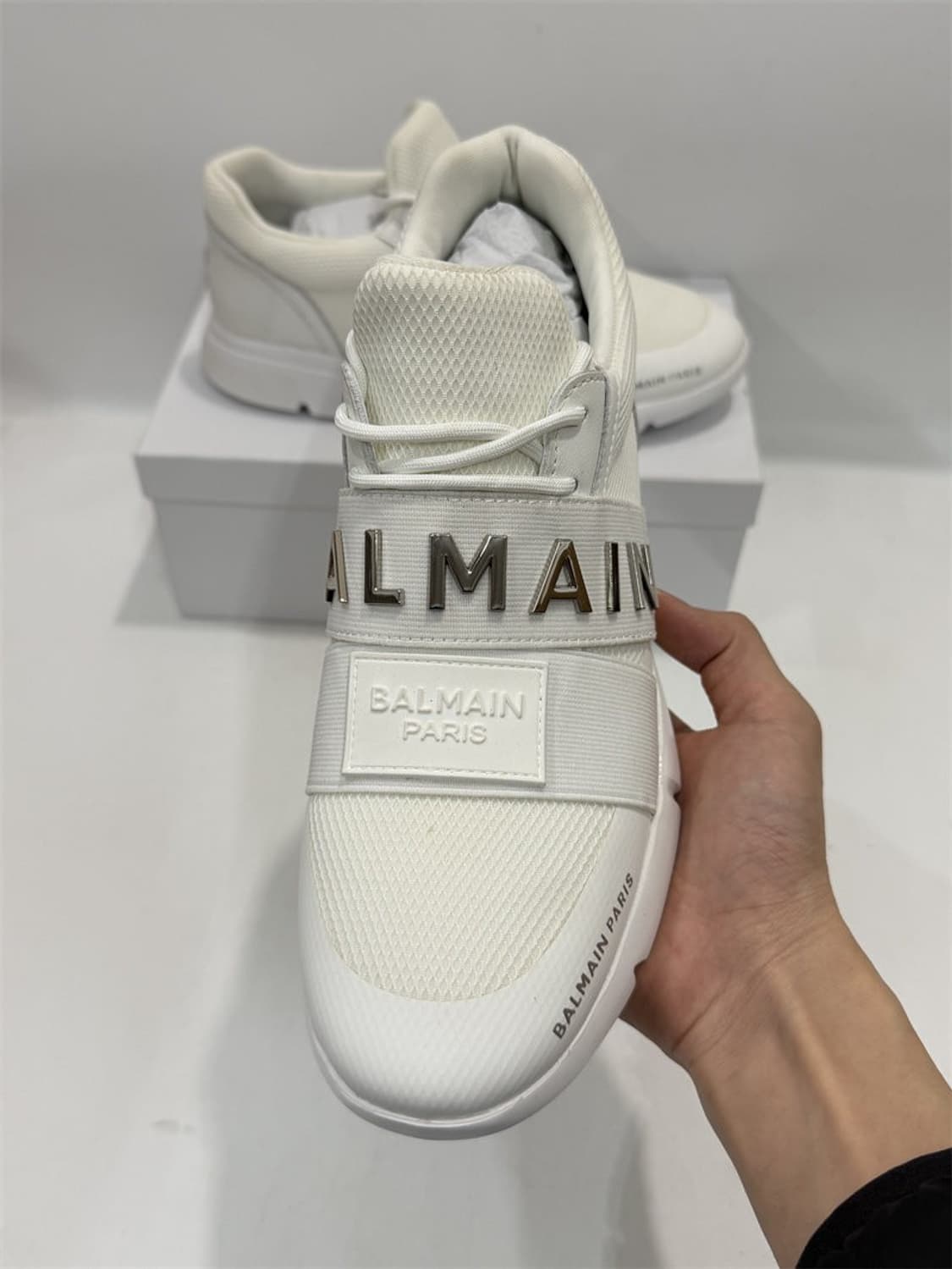 발망 (Balmain Paris)화이트 스니커즈 상품이미지1