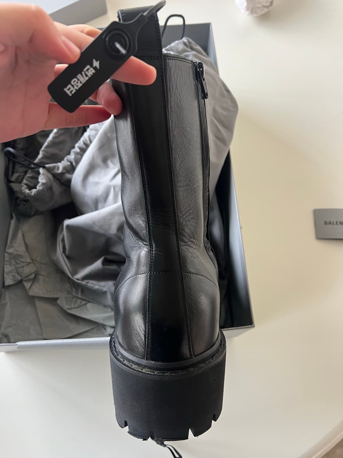 [E40] 발렌시아가 스톰퍼 레더 부츠 상품이미지5