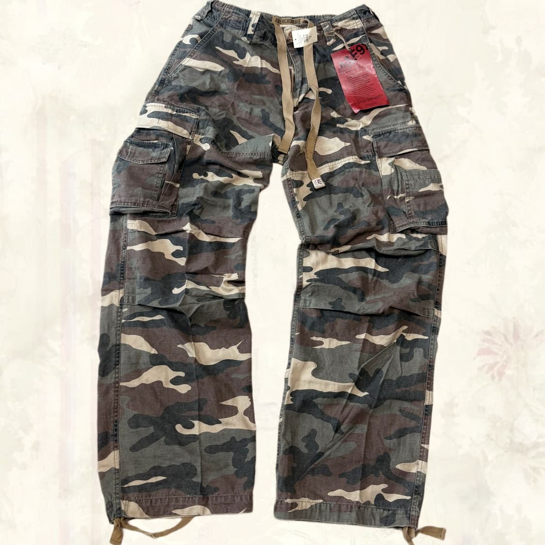 Abercrombie 아베크롬비 레이어드 핀턱 밀리터리 카모 카고팬츠 상품이미지1