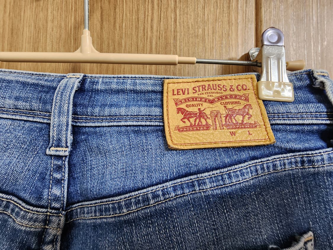 (24)여성 리바이스 보이프렌드핏 빈티지 워싱 데님 팬츠 상품이미지4