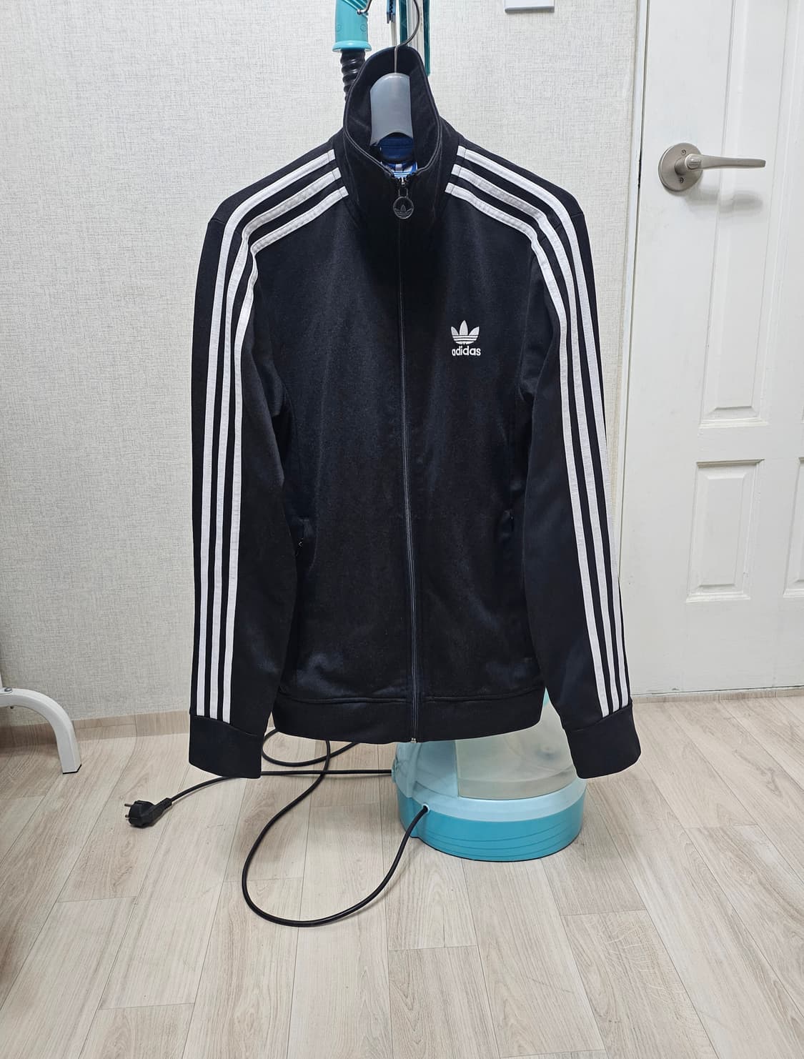 (95)M 아디다스 오리지널 유로파 [검흰] 트랙탑져지 상품이미지1