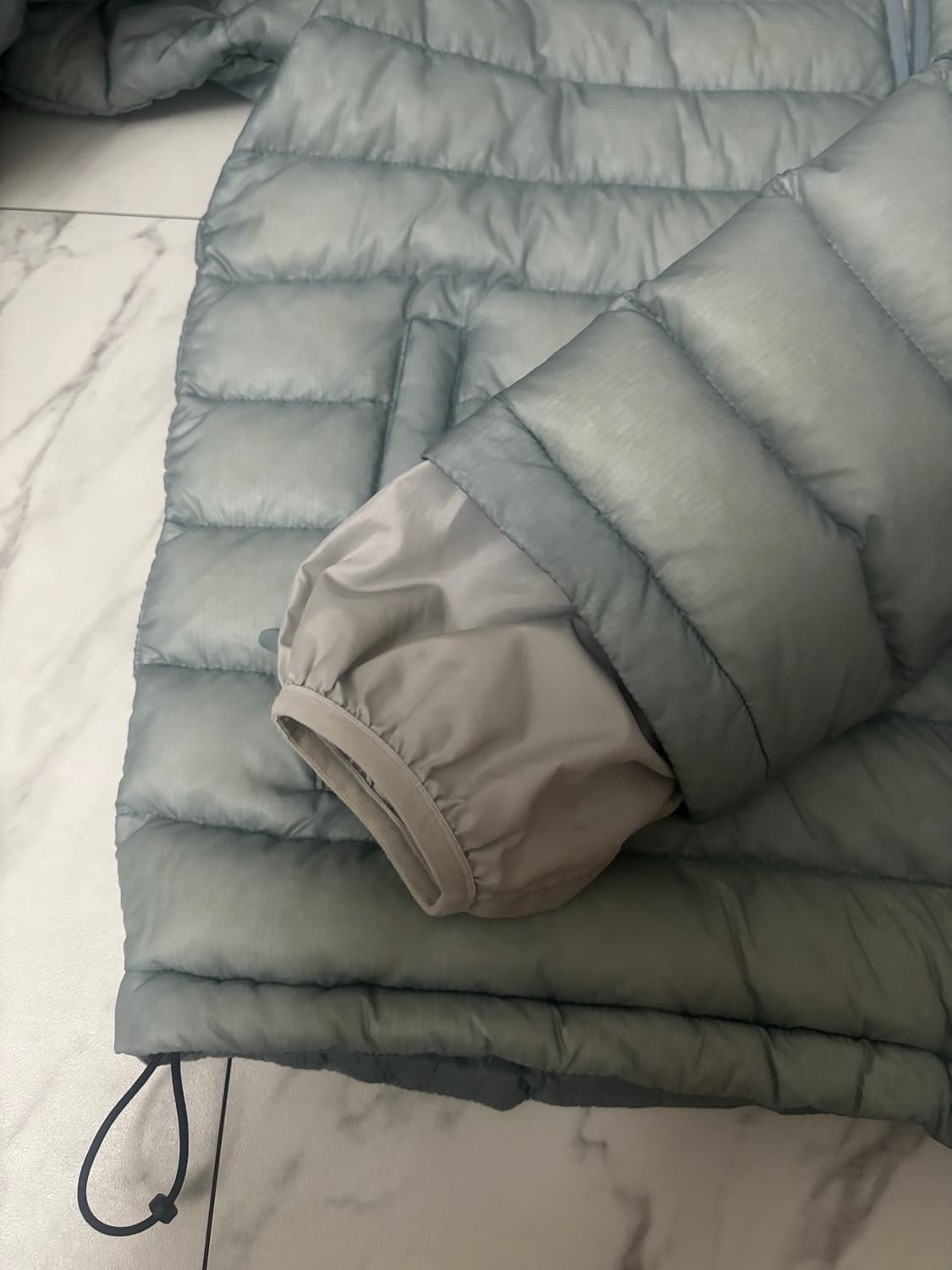 산산기어 서픽스 경량패딩 23 2사이즈 상품이미지5