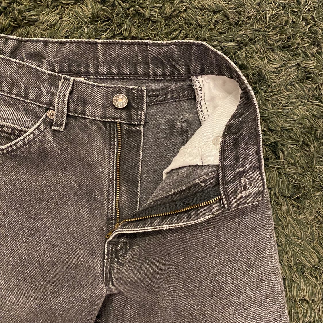 (28inch) 90s빈티지 리바이스 데님 흑청 반바지 상품이미지6
