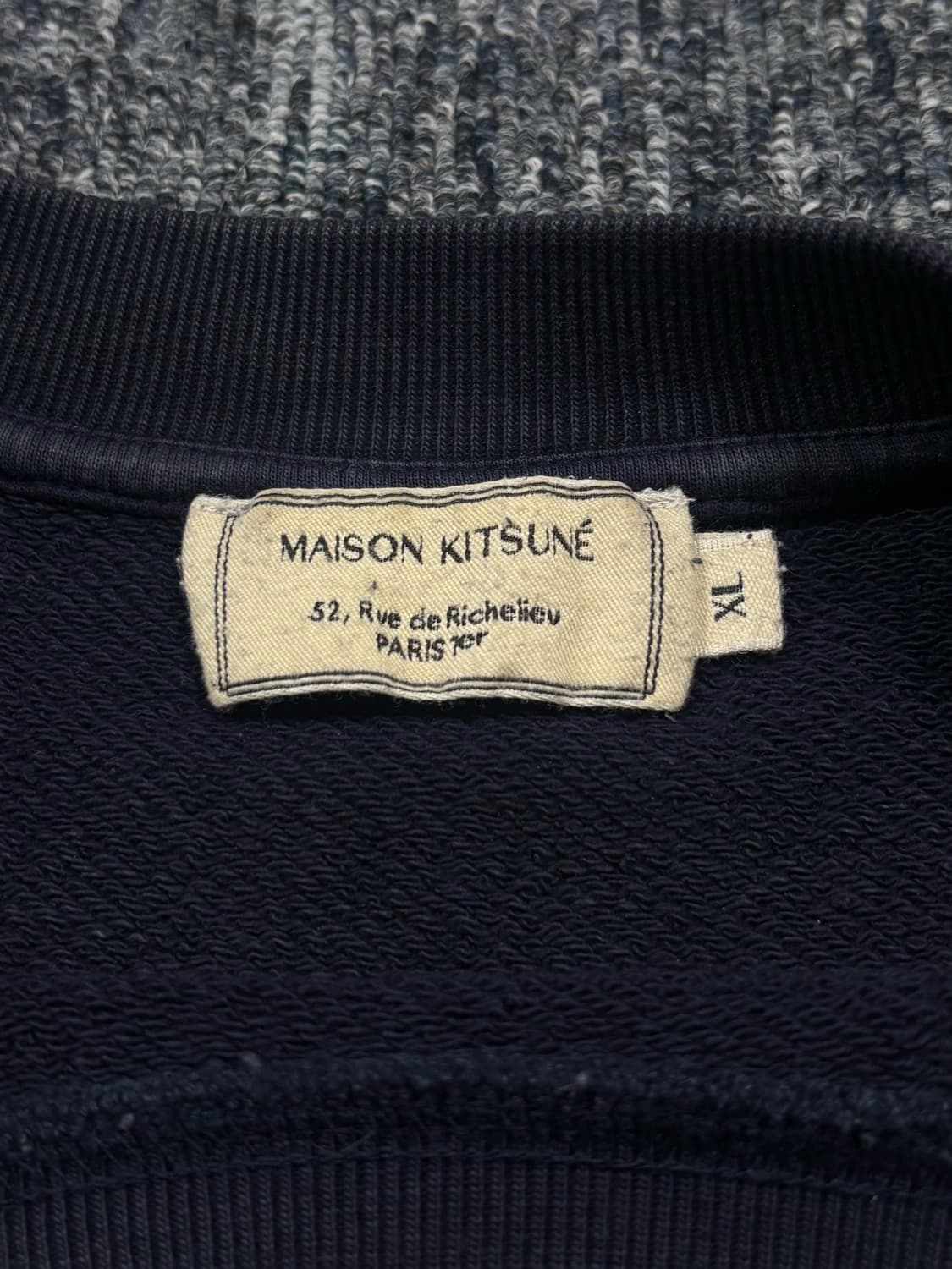 메종키츠네 폭스헤드 네이비 맨투맨 상품이미지5