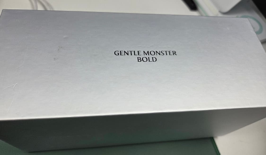 젠틀몬스터 오조 GC 그레이 볼드 컬렉션  풀구성 상품이미지4