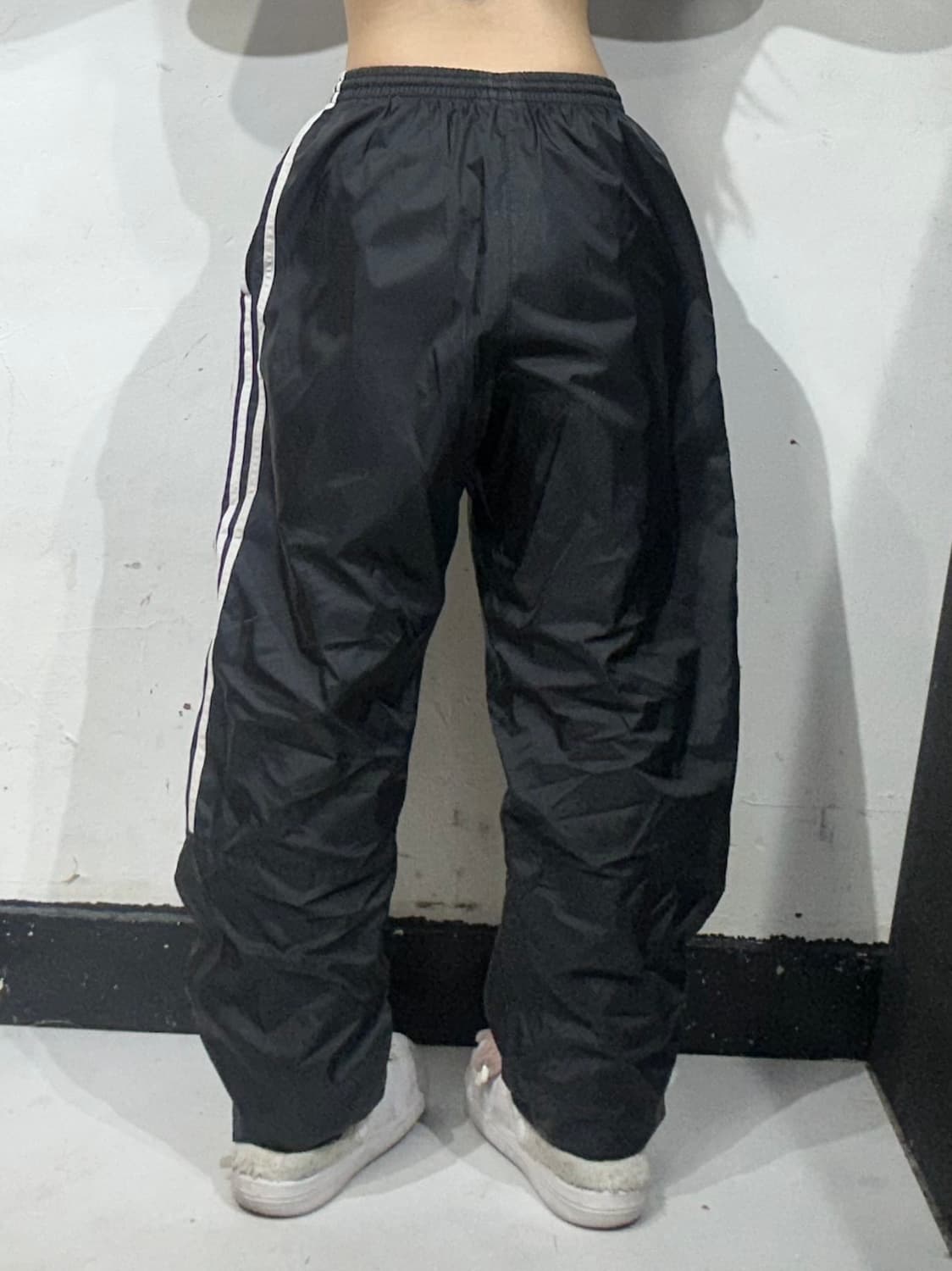 아디다스 블랙 와이드 화이트 삼선 스몰 로고 트랙 팬츠 추리닝 바지  상품이미지3