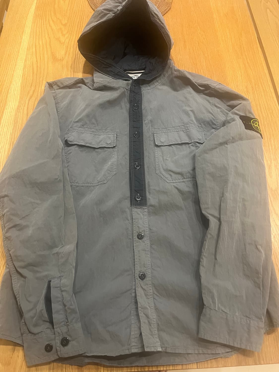 스톤아일랜드 후드셔츠 상품이미지1