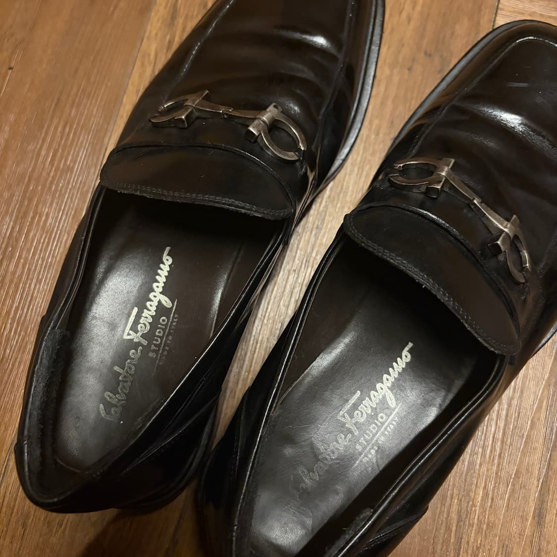 SALVATORE FERRAGAMO PENDANT LOAFER 상품이미지5