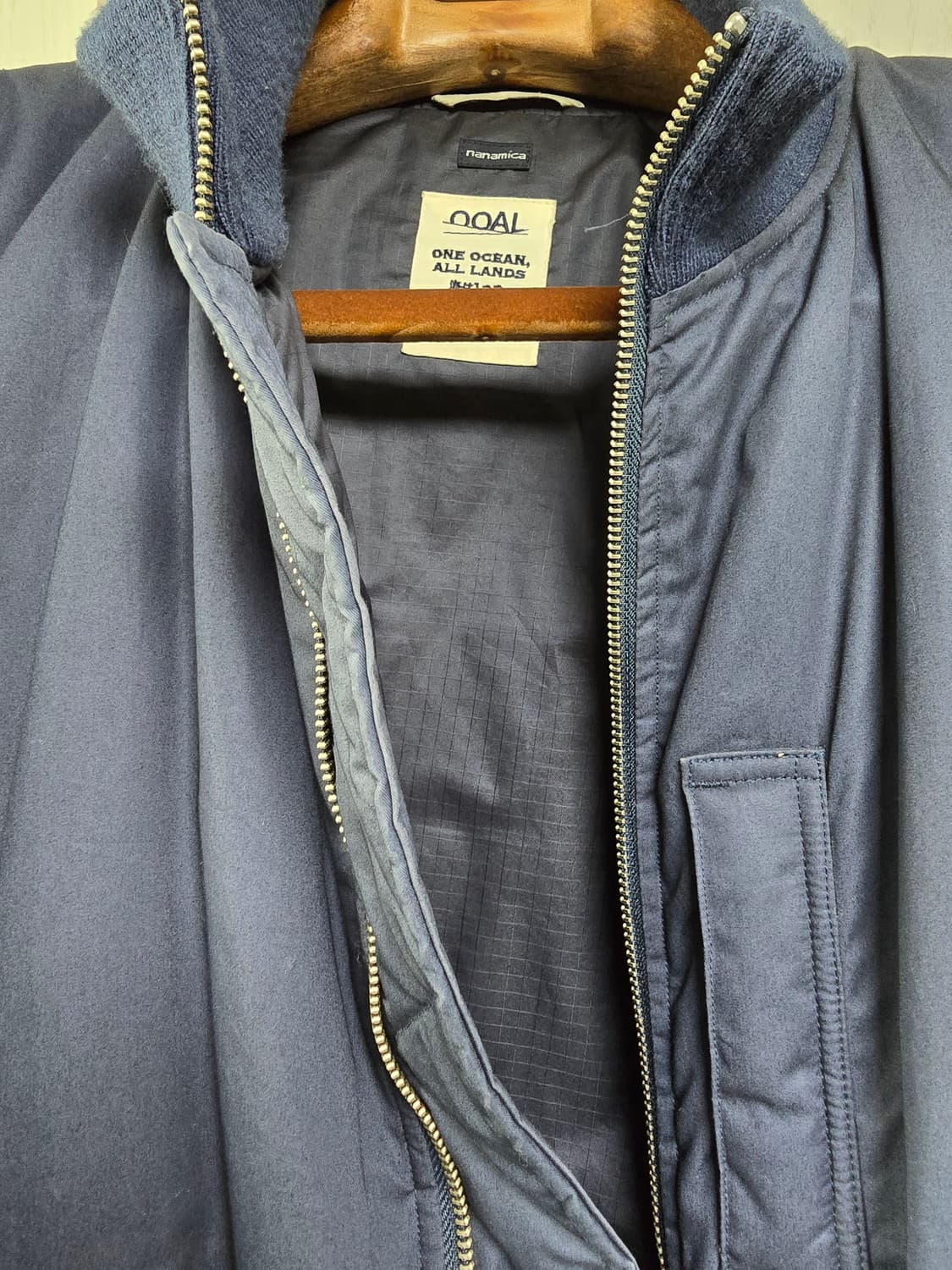 나나미카 23fw 인슐레이션 바시티 네이비 상품이미지3