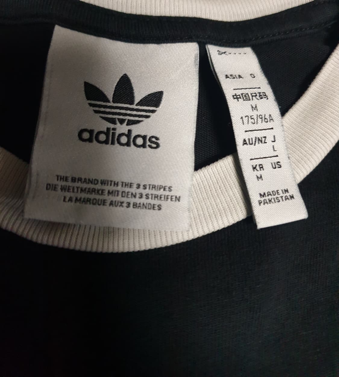 아디다스 파이어버드 클래식 3선 반팔티 블랙 (M) IA4845 상품이미지5