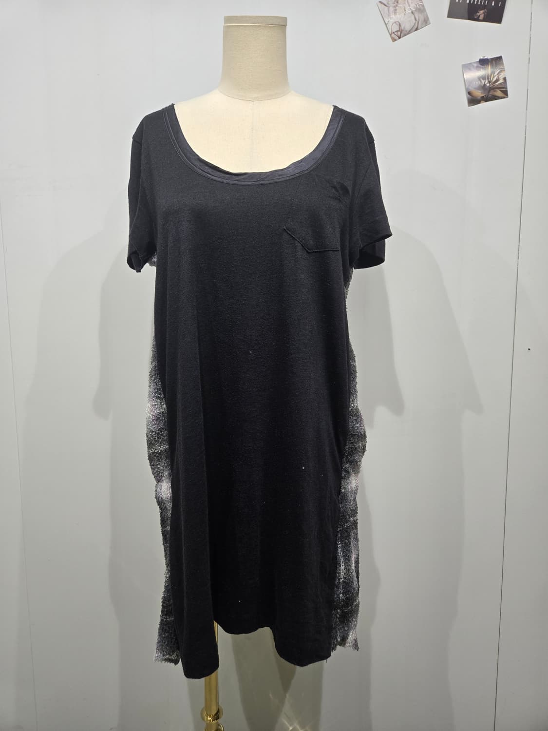 사카이 블랙 롱 티셔츠 옆트임 포인트 원피스 상품이미지1