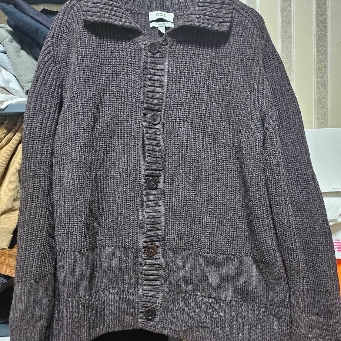 COS 리브드 울 니트 가디건 브라운 XL 상품이미지2