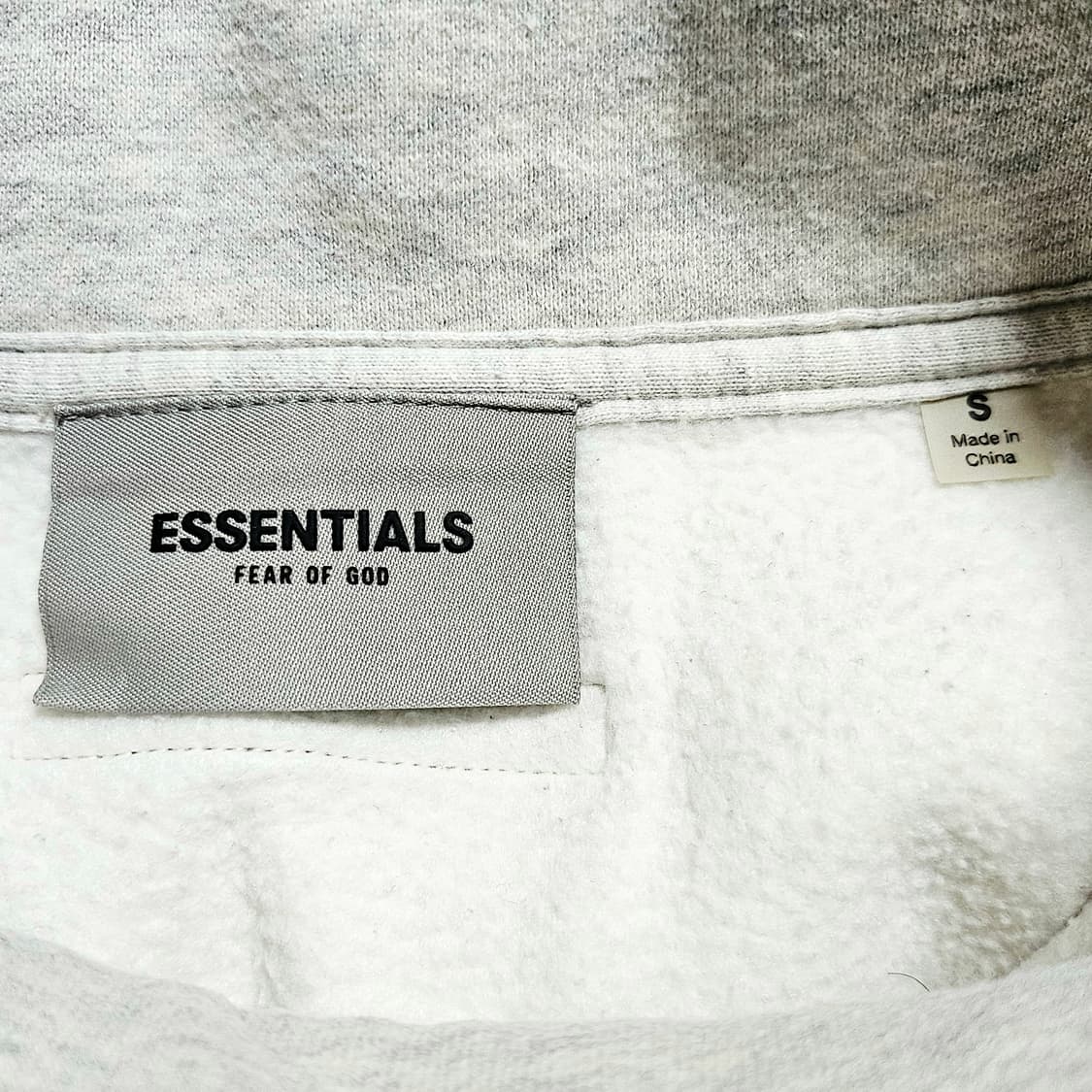 [S(105)][피오갓 에센셜]22FW 모크넥 리플렉티브 기모 스웨트셔츠 상품이미지8