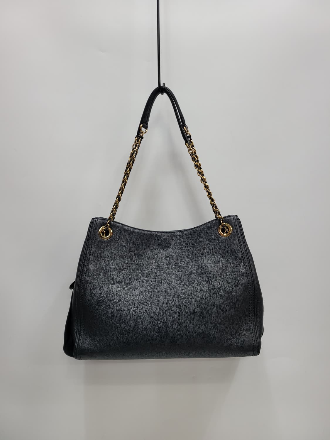 DAKS 닥스 DD로고 가죽 숄드백 / 블랙 상품이미지2