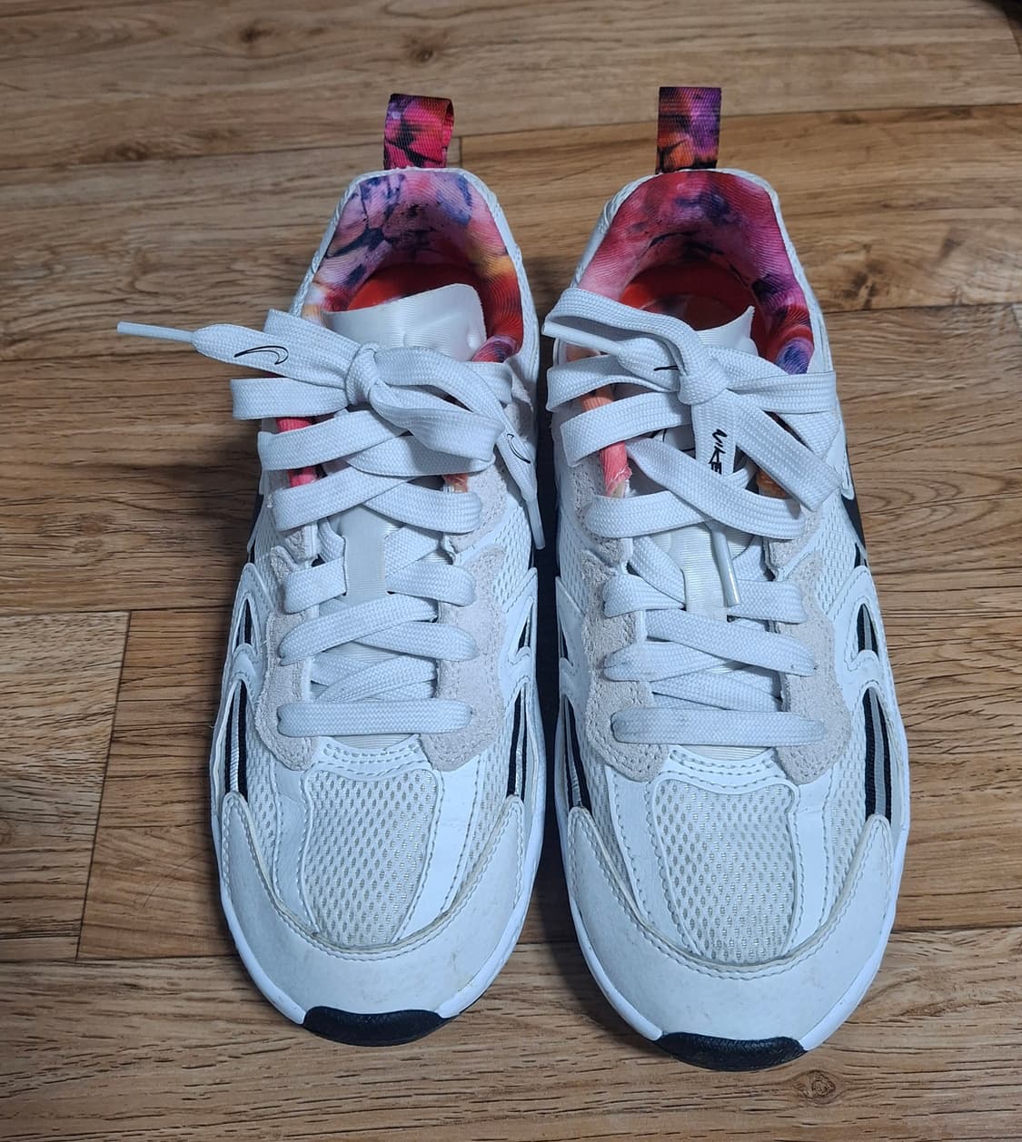 나이키 여성 퓨추라잼트레인 일렉트릭 245 상품이미지2