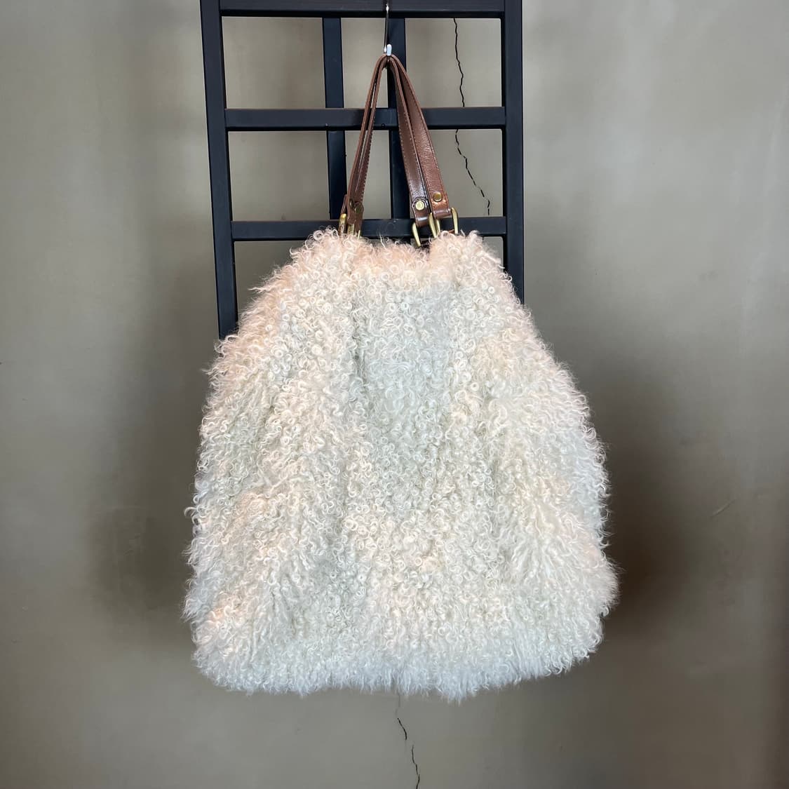 90s 가죽 퍼 도트 백 상품이미지1